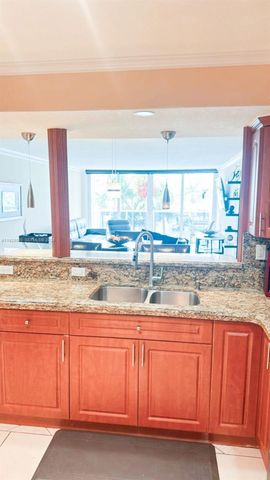 3140 S Ocean Dr 210, Hallandale Beach, FL 33009