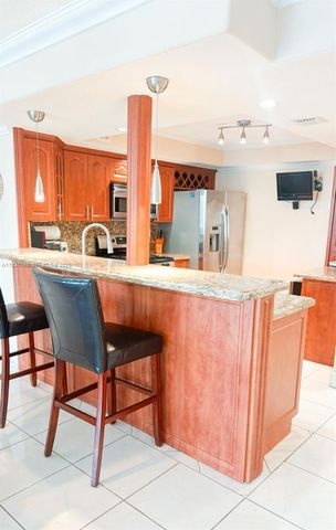 3140 S Ocean Dr 210, Hallandale Beach, FL 33009