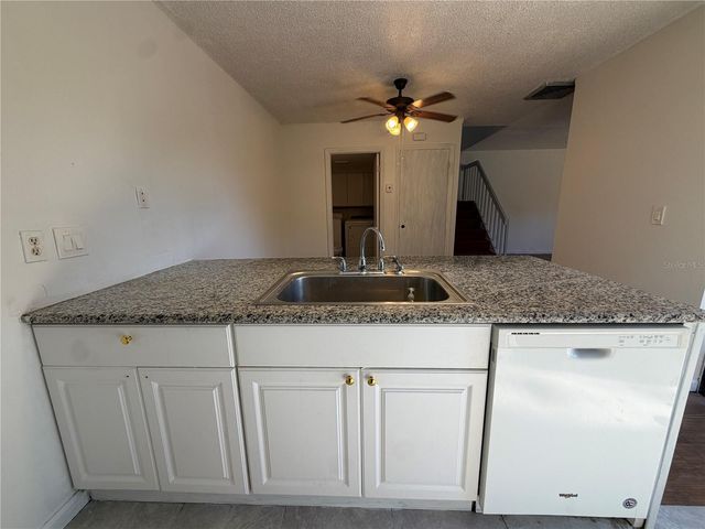 5256 MIDDLE COURT 104, Orlando, FL 32811