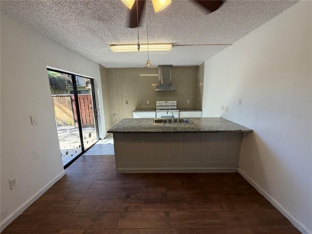 5256 MIDDLE COURT 104, Orlando, FL 32811