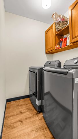 554 W Good Hope Cir Apt B, Clifton, CO 81520