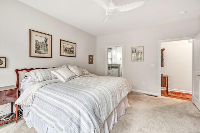 930 Tillinghast Drive 930, Oxford, CT 06478