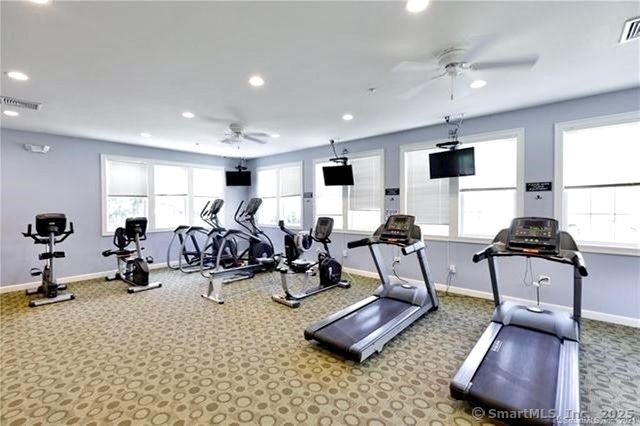 930 Tillinghast Drive 930, Oxford, CT 06478