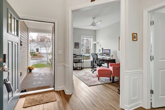 930 Tillinghast Drive 930, Oxford, CT 06478