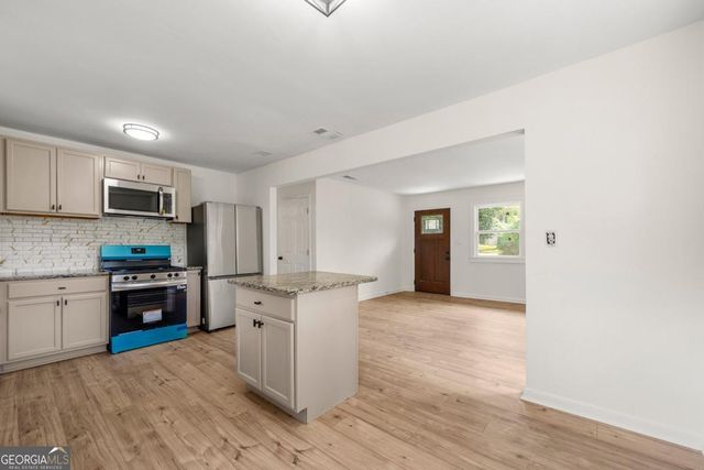 3981 Rutgers Drive SW, Atlanta, GA 30331