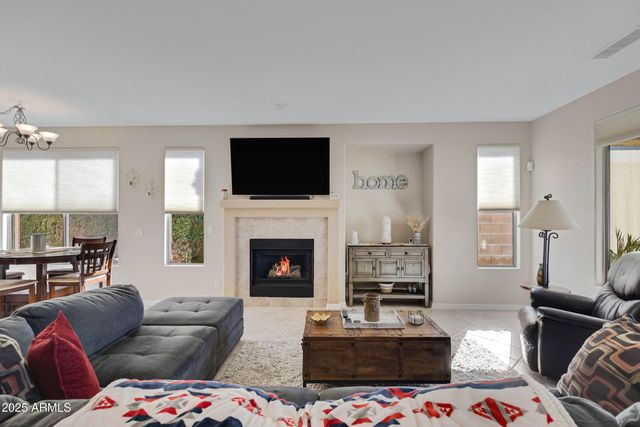 19556 N 107TH Drive, Peoria, AZ 85373