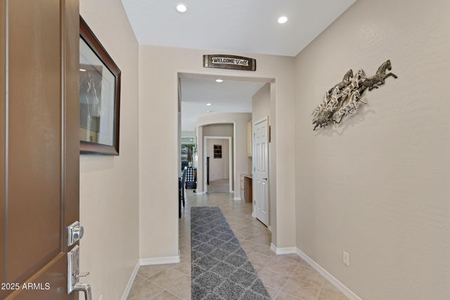 19556 N 107TH Drive, Peoria, AZ 85373