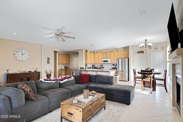 19556 N 107TH Drive, Peoria, AZ 85373