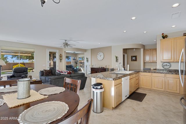 19556 N 107TH Drive, Peoria, AZ 85373