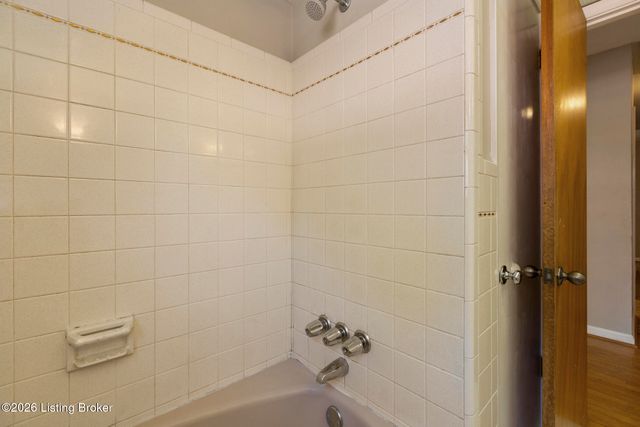 4105 Martha Ave, Louisville, KY 40220