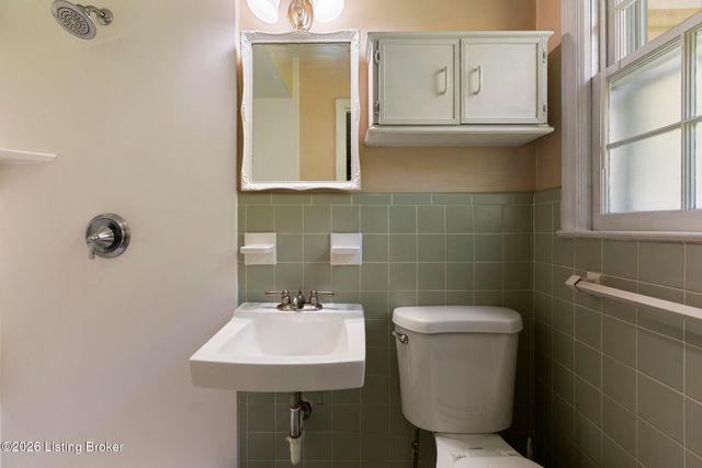 4105 Martha Ave, Louisville, KY 40220
