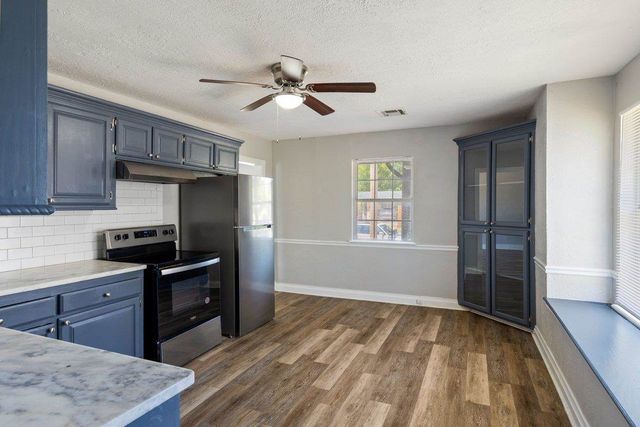 9 NW 7th St, Lawton, OK 73507