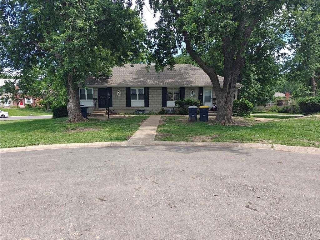 7916-7918 E 88th Terrace, Kansas City, MO 64138