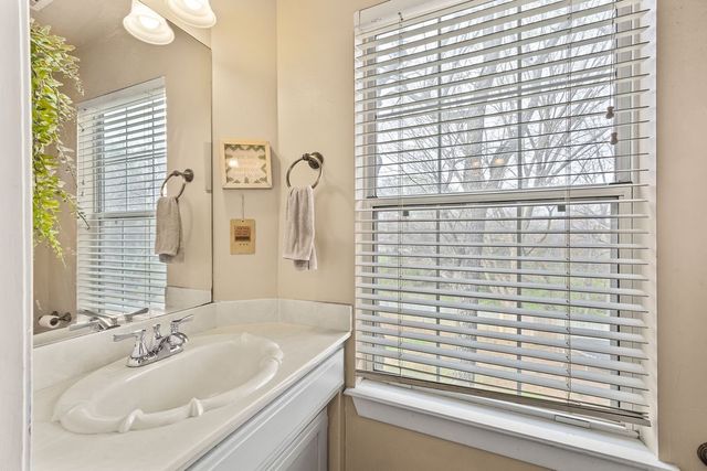 1645 N Charlee Avenue, Fayetteville, AR 72703