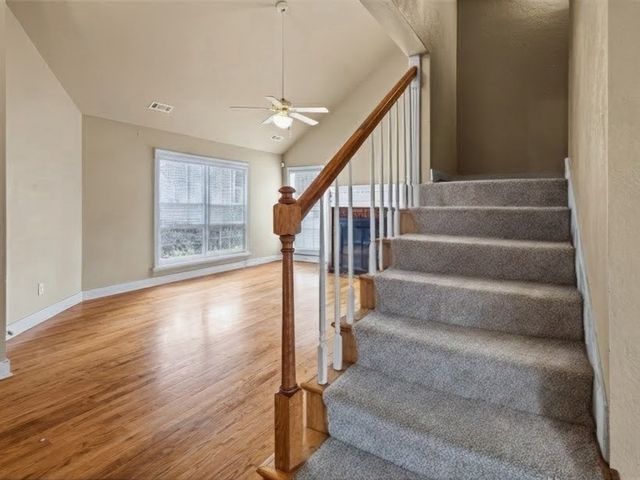 1645 N Charlee Avenue, Fayetteville, AR 72703