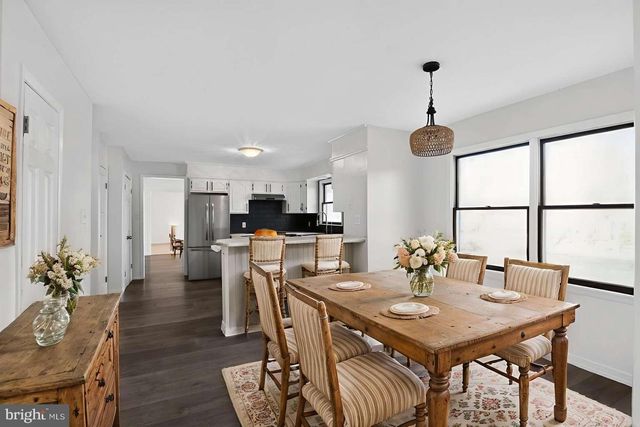 66 DEERWOOD AVE, Milmay, NJ 08340