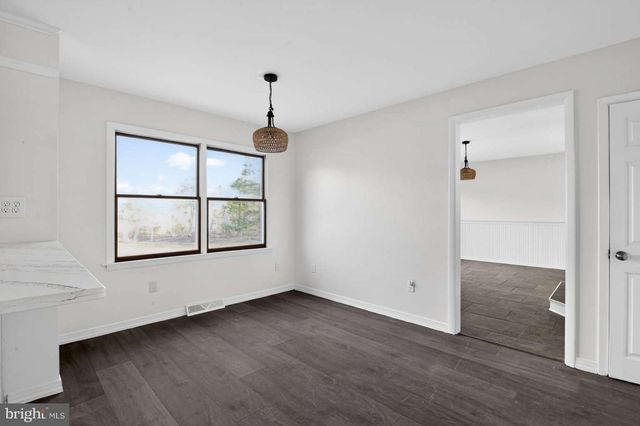 66 DEERWOOD AVE, Milmay, NJ 08340