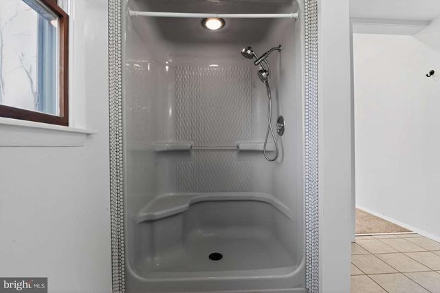 66 DEERWOOD AVE, Milmay, NJ 08340