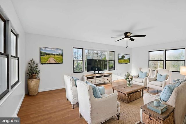 66 DEERWOOD AVE, Milmay, NJ 08340