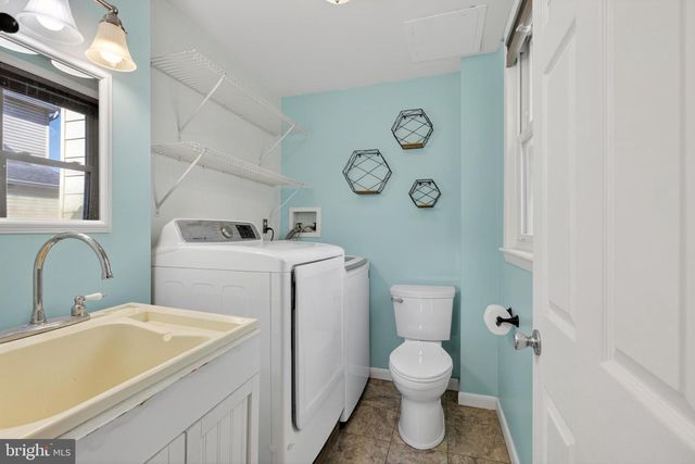 9 ROGNEL, Baltimore, MD 21228