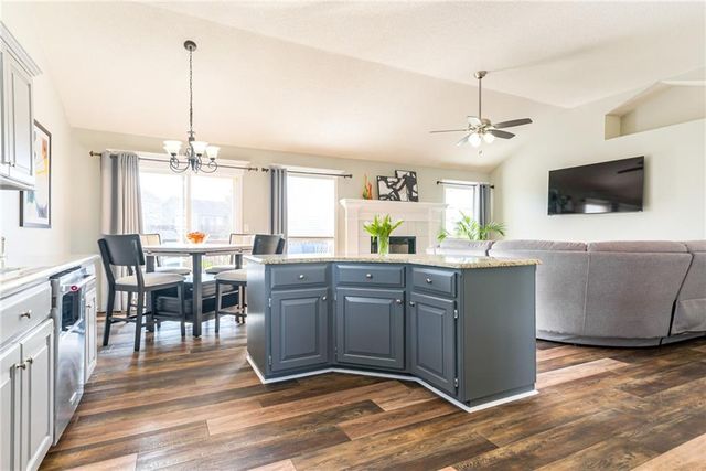 14955 W 154th Street, Olathe, KS 66062