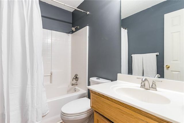 14955 W 154th Street, Olathe, KS 66062