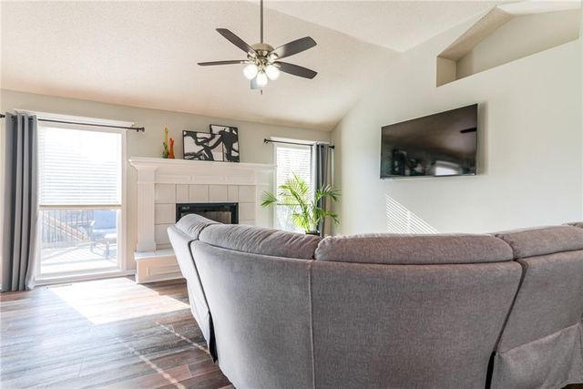 14955 W 154th Street, Olathe, KS 66062