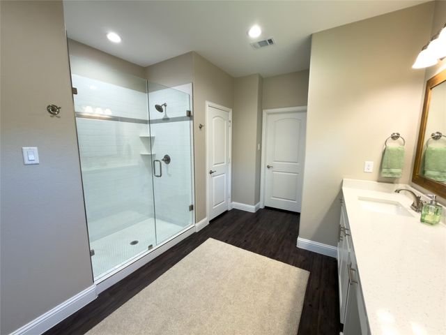 214 Colt Drive, Lake Kiowa, TX 76240