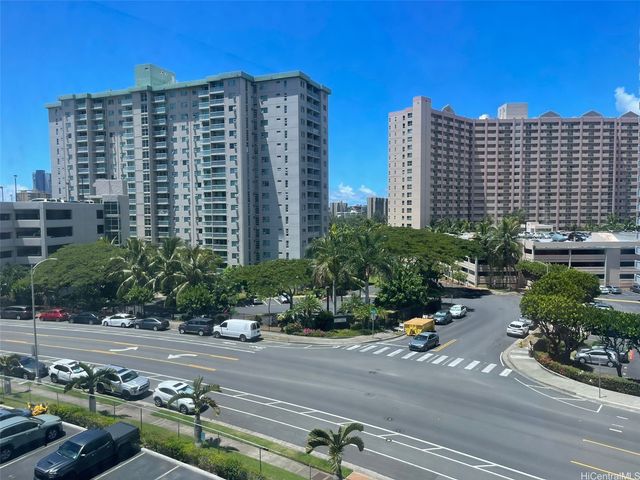 1121 Ala Napunani Street 501, Honolulu, HI 96818