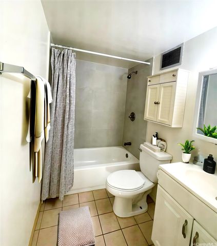 1121 Ala Napunani Street 501, Honolulu, HI 96818