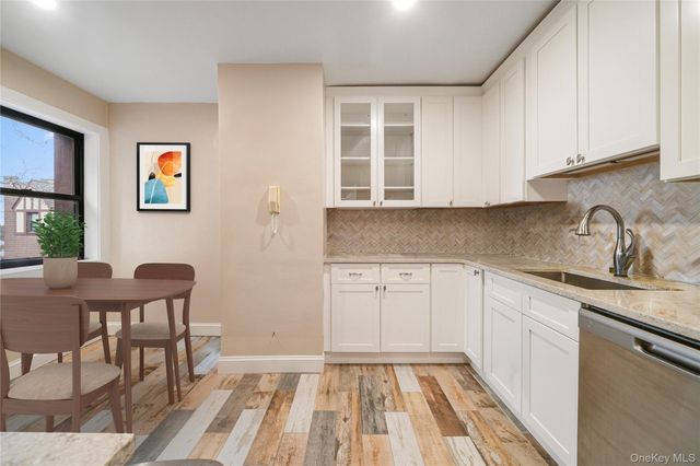 604 Tompkins Avenue E7, Mamaroneck, NY 10543