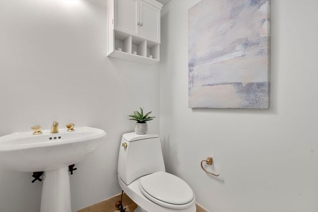 75-83 Cambridge Pkwy W1003, Cambridge, MA 02142