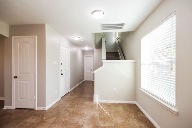 261 Kellyn Court, Conroe, TX 77306