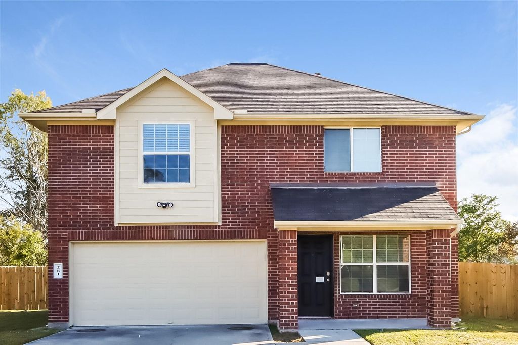 261 Kellyn Court, Conroe, TX 77306