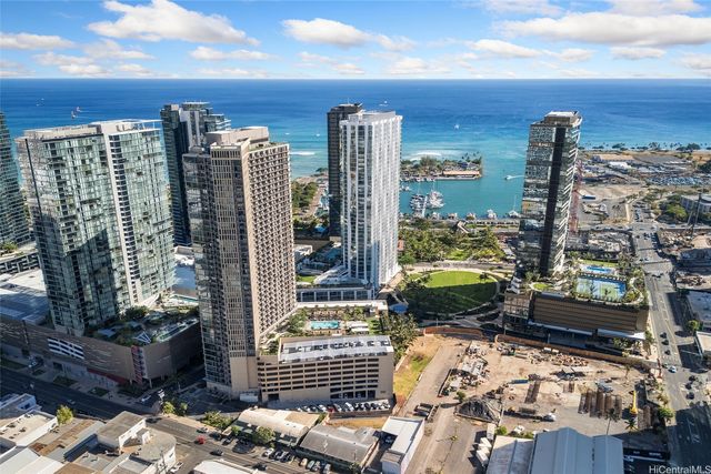 987 Queen Street 2809, Honolulu, HI 96814