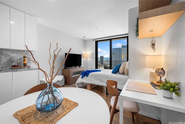 987 Queen Street 2809, Honolulu, HI 96814