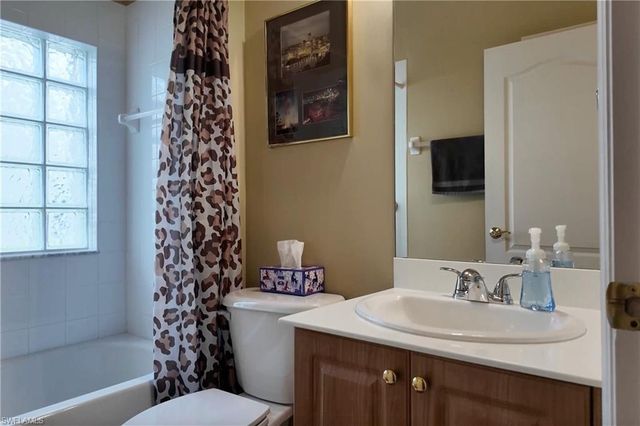 15289 Laguna Hills DR, Fort Myers, FL 33908