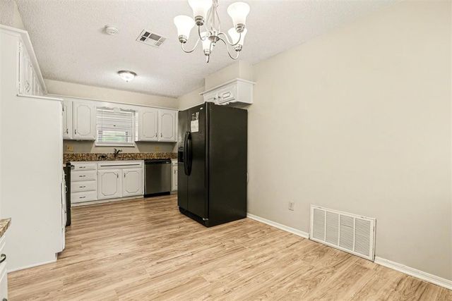 812 Rolling Meadows Boulevard, Oklahoma City, OK 73110