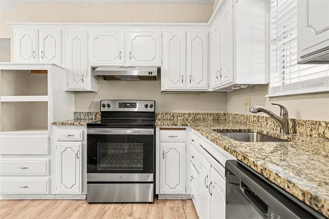 812 Rolling Meadows Boulevard, Oklahoma City, OK 73110