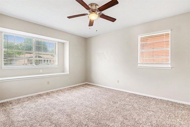 812 Rolling Meadows Boulevard, Oklahoma City, OK 73110