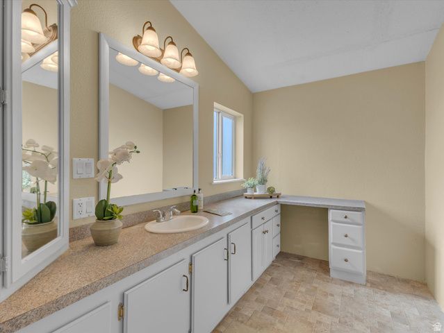 5173 S 2825 W, Roy, UT 84067