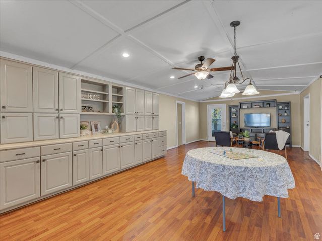 5173 S 2825 W, Roy, UT 84067