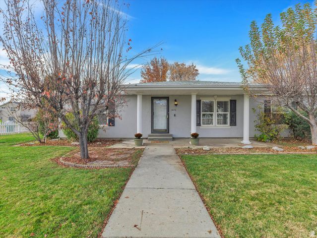 5173 S 2825 W, Roy, UT 84067