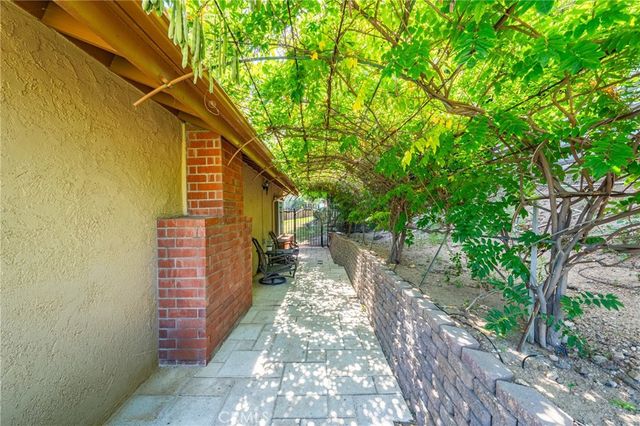 6000 Highland, Yorba Linda, CA 92886