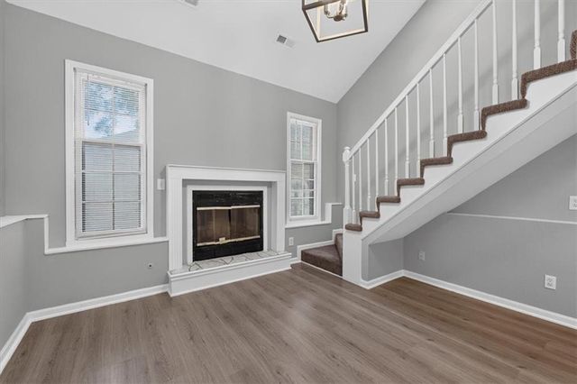 207 W North Avenue, Belton, MO 64012