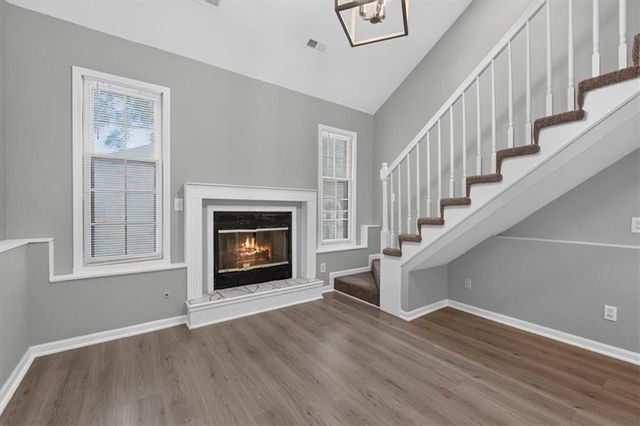 207 W North Avenue, Belton, MO 64012