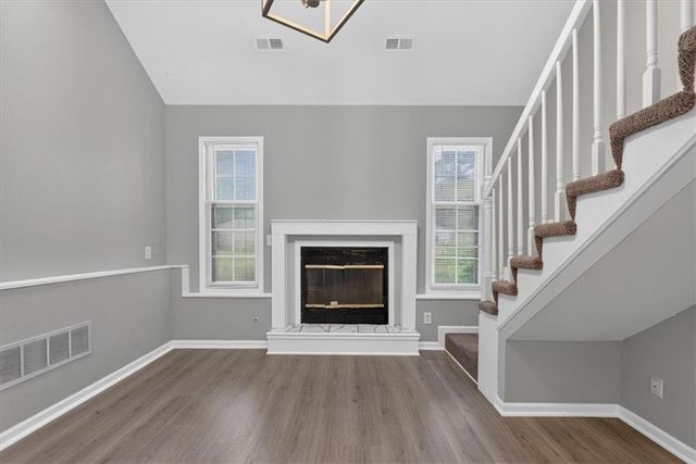 207 W North Avenue, Belton, MO 64012