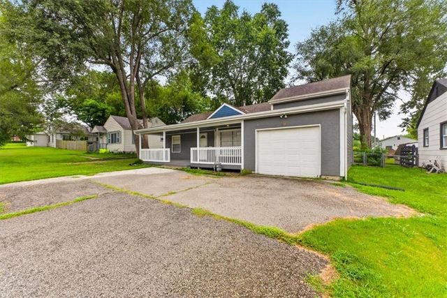 207 W North Avenue, Belton, MO 64012