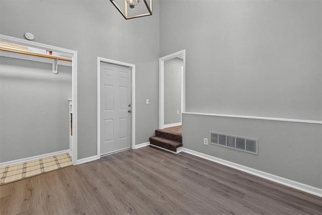 207 W North Avenue, Belton, MO 64012