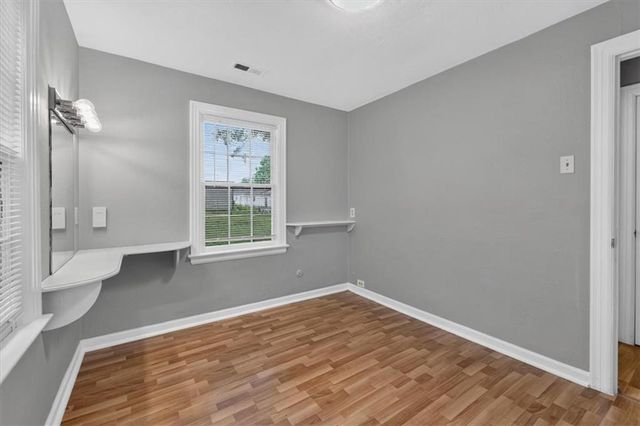 207 W North Avenue, Belton, MO 64012